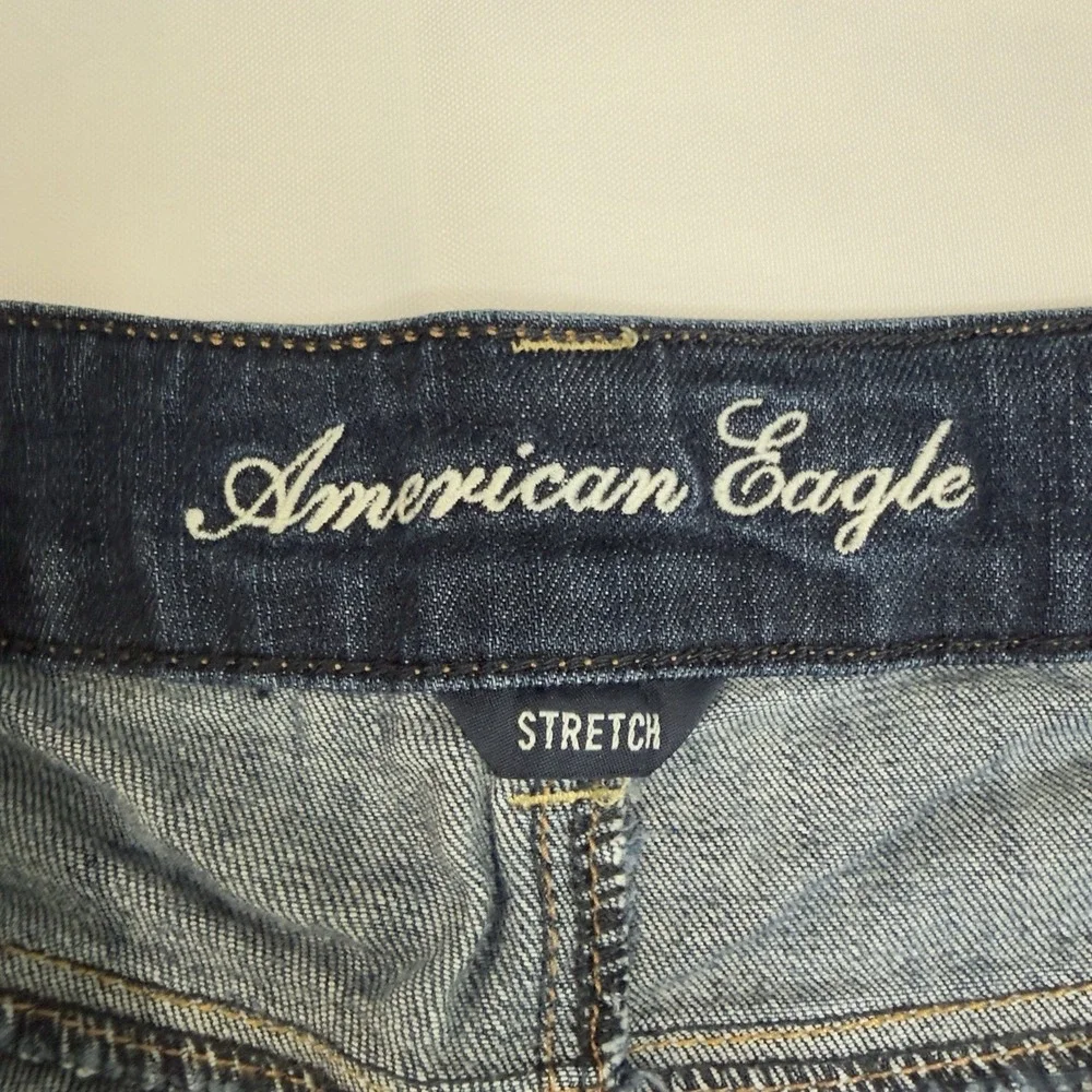 American Eagle Women 10 Stretch Midi Shorts Denim Raw Hem‎ Stretch Dark Wash Low